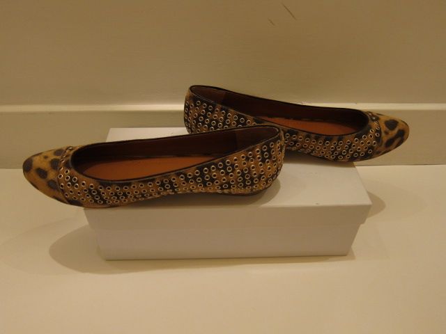 NIB GIVENCHY SUEDE LEOPARD GROMMET BALLET FLAT Sz 37  