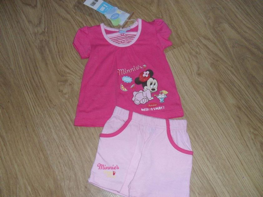 BNWT DISNEY MINNIE MOUSE SHORT & TSHIRT OUTFIT SET  