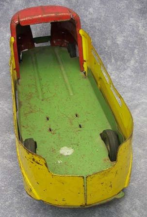 1940s PRE WAR WYANDOTTE Pressed Metal Toy Barn Fresh Tow Truck 