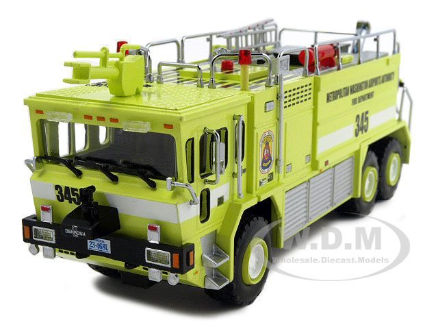 REAGAN WASHINGTON AIRPORT OSHKOSH CRASH TRUCK 1/64  