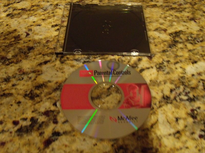 MCAFEE SECURITY PARENTAL CONTROLS PC XP COMPUTER MINT  