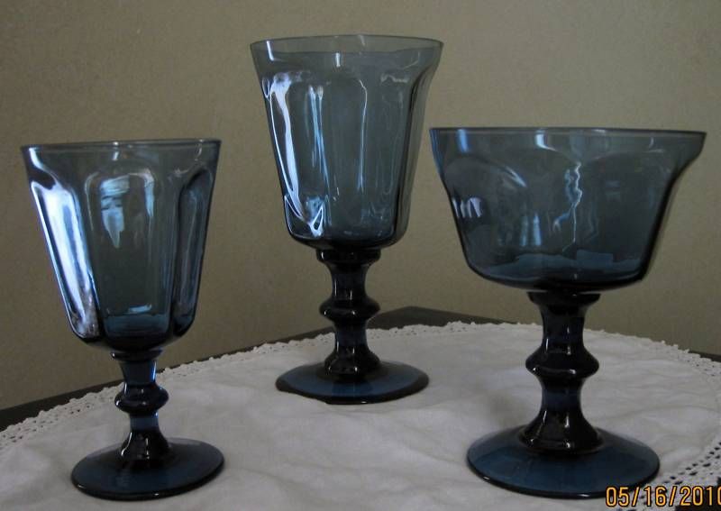 MINT 3pc LENOX STEMWARE CRYSTAL in ANTIQUE DARK BLUE  