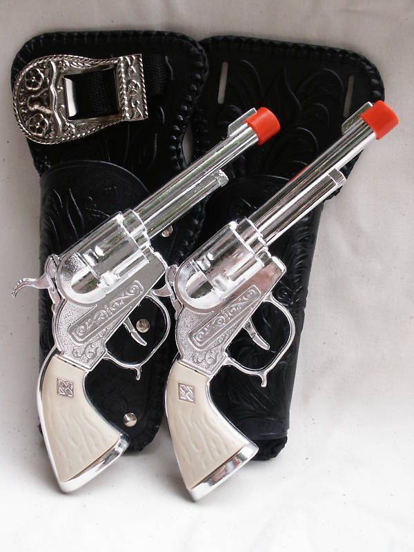 CAP GUNS Wild West Cowboy PISTOL HOLSTER SET New in Box  