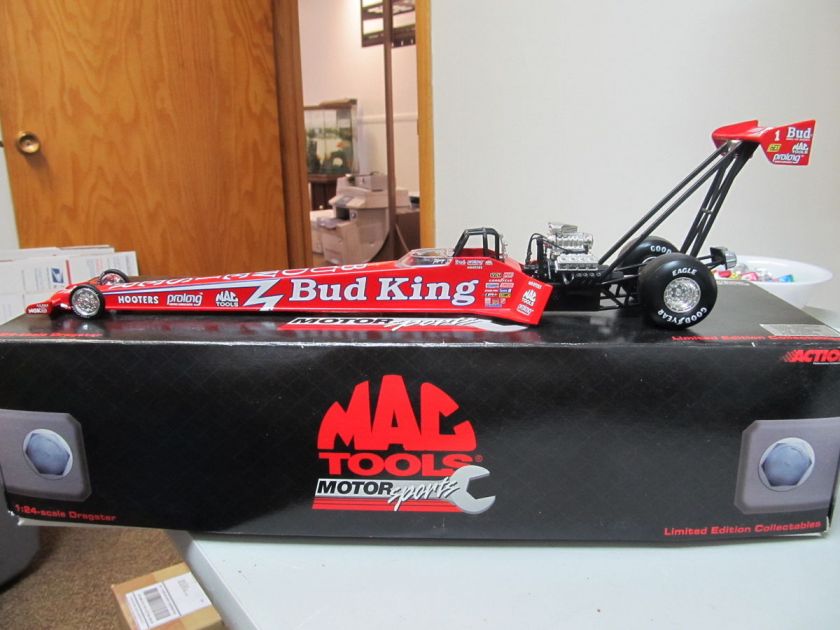 Action 124 1997 Kenny Bernstein Mac Tools   Budweiser NHRA Dragster 