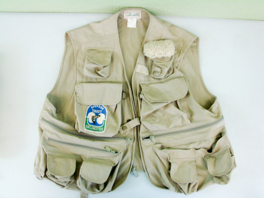 Large Ausable Fishing Hunting Vest 22 Pocket  