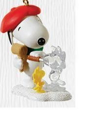 Hallmark Ornament~WINTER FUN WITH SNOOPY~2010~MINIATURE  