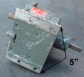 DAYTON DC GEAR SPEED REDUCER 921 RATIO   MODEL# 4Z498  