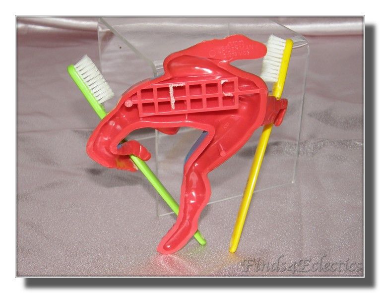 Vintage Avon 1979 Plastic Spiderman Toothbrush Holder  