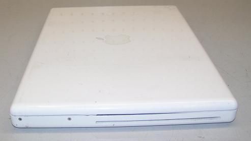 APPLE MACBOOK LAPTOP CORE 2 DUO 2.16GHz/ 2GB/ 250GB/ WIRELESS  