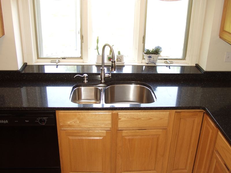 FREE SINK   Minimum Purchase of 25 SQFT of LG Countertops