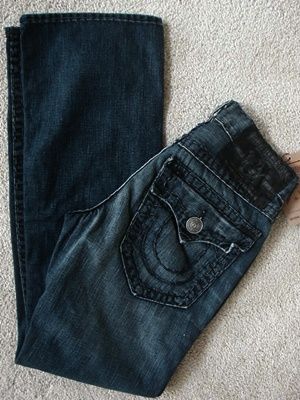 You are bidding on a brand new, 100% authentic True Religion mens 