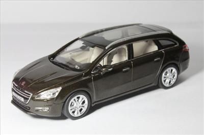 Norev 1/43 Peugeot 508 SW  