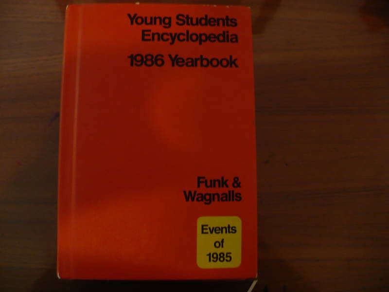 FUNK AND WAGNALLS 1986 YEARBOOK EVENTS OF 1985  