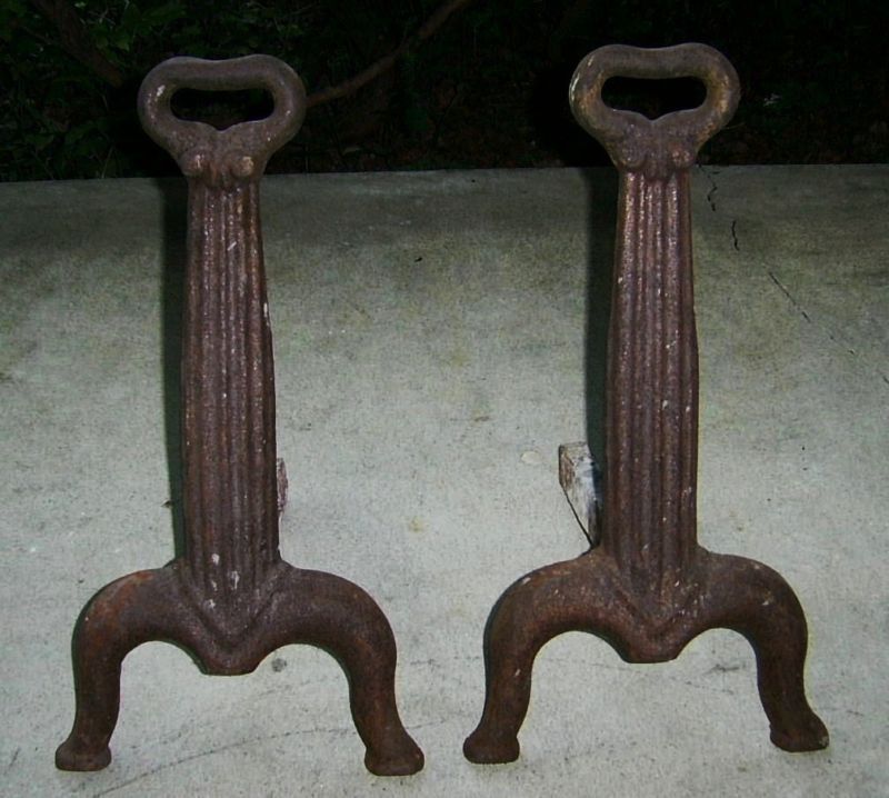 Set of 2 Antique CAST IRON Keyhole ANDIRONS GREAT FIND  