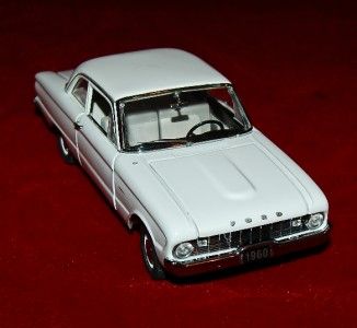   MINT DIE CAST EXACT REPLICA 124 FORD FALCON 1960 AS IS/REPAIR  