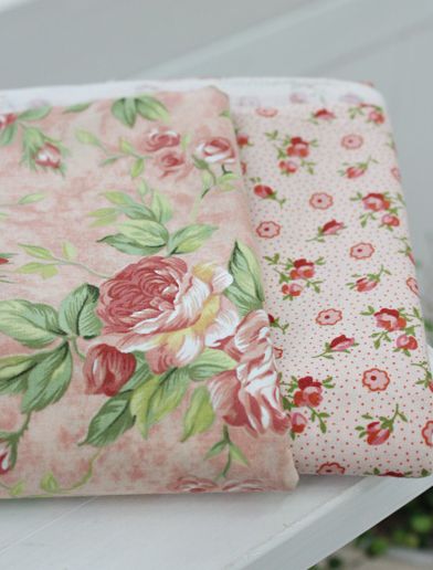 Pink Rose Garden 2 Kind Pattern Korean Quilt Fabric  