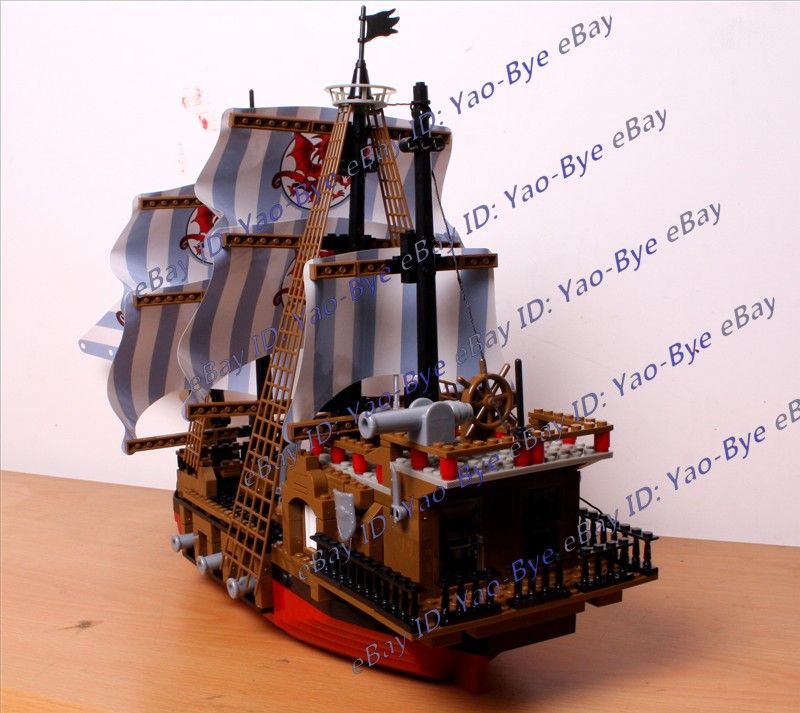   CASTLE PIRATE ATTACK BATTLE SCENES kids BUILDING TOY GIFT  