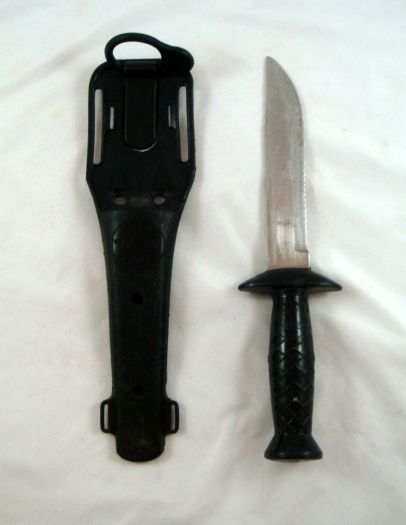 Vintage Aqualung 6 Blade Diving Knife With Sheath  