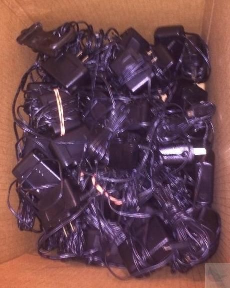   of 100 Motorola i576 Nextel Bluetooth GPS Mobile Cell Phones  