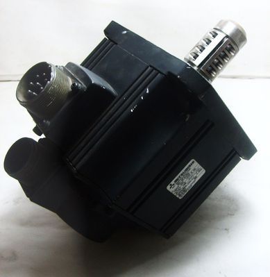 MITSUBISHI HC SFS102 AC SERVO MOTOR 1 kW 2000 rpm  